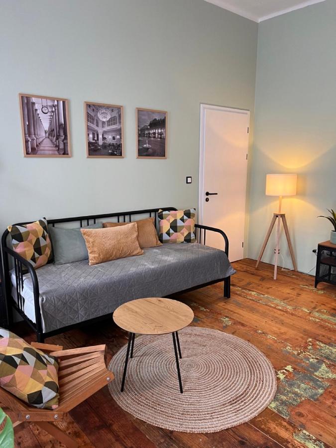 Four Rooms Carlsbad Authentic 카를로비바리 외부 사진