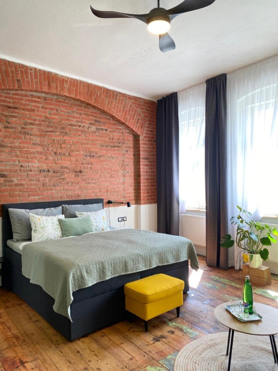 Four Rooms Carlsbad Authentic 카를로비바리 외부 사진